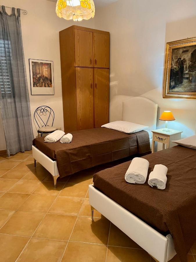 Villa Letizia Rooms & Apartments Ното Екстериор снимка